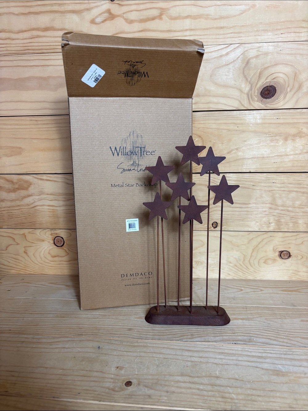 Nwt Willow Tree metal star backdrop
